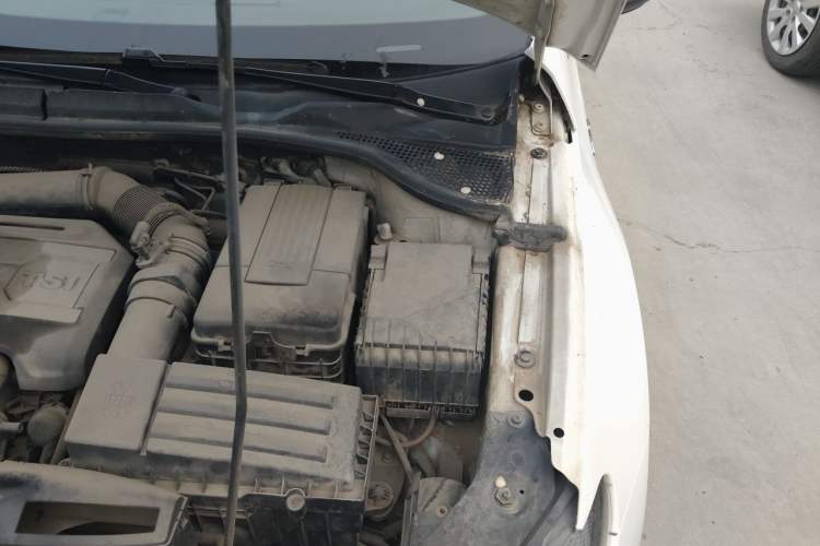 Used Volkswagen Scirocco 2013 2.0 TSI GTS Engine Bay Left