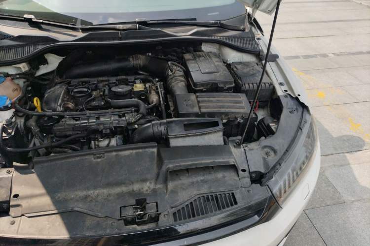 Used Volkswagen Scirocco 2013 2.0 TSI Million-Mile Edition Engine Bay Left