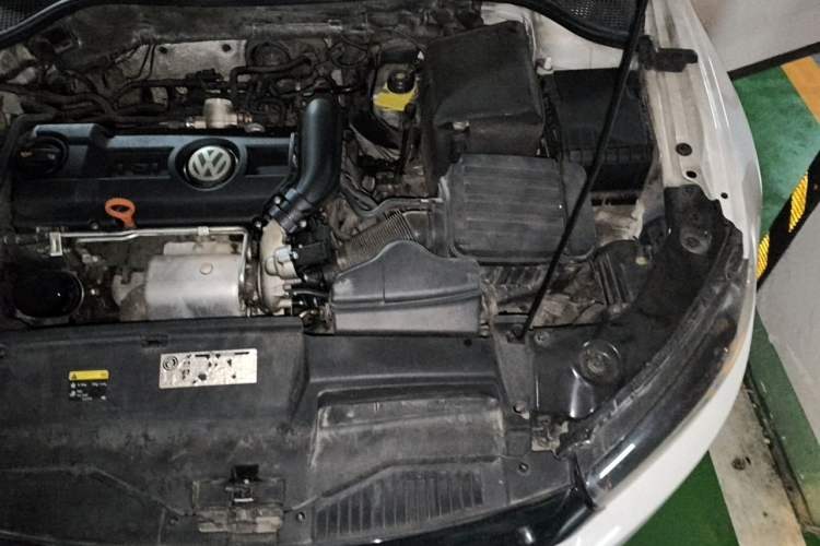 Used Volkswagen Scirocco 2013 1.4TSI GTS Engine Bay Left