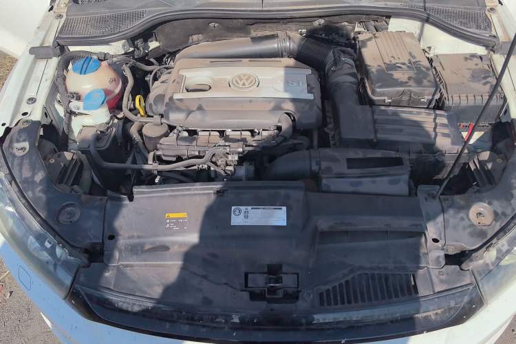Used Volkswagen Scirocco 2013 2.0 TSI Million-Mile Edition Engine Bay Right
