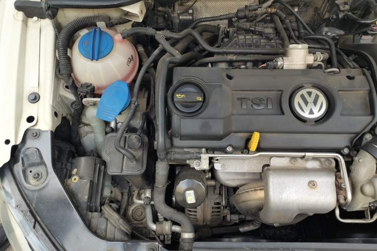 Used Volkswagen Scirocco 2013 1.4TSI GTS Engine Bay Right