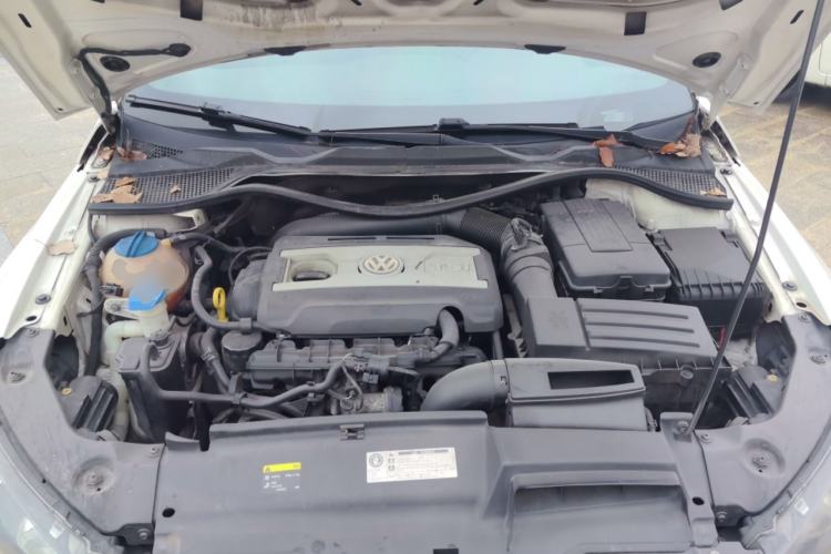Used Volkswagen Scirocco 2013 2.0 TSI Million-Mile Edition Engine Bay