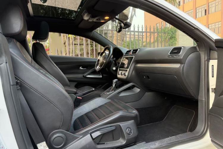Used Volkswagen Scirocco 2013 2.0 TSI Million-Mile Edition Interior 6
