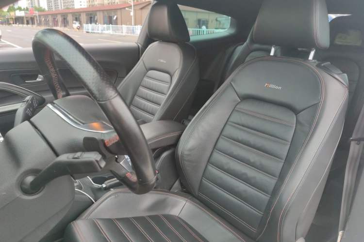 Used Volkswagen Scirocco 2013 2.0 TSI Million-Mile Edition Left Front Seat