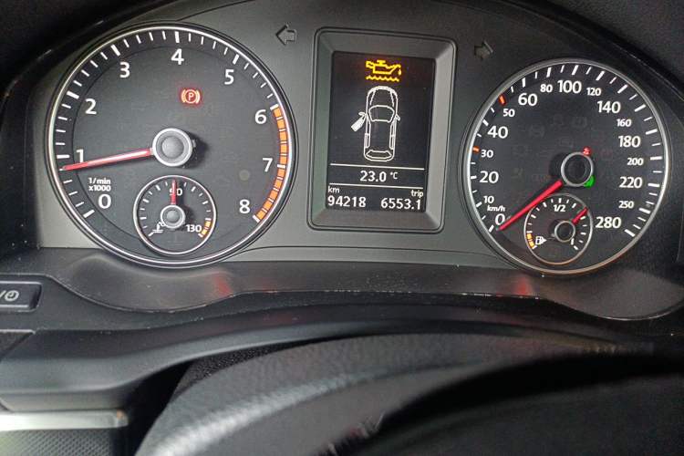Used Volkswagen Scirocco 2013 2.0 TSI Million-Mile Edition Odometer Close Up