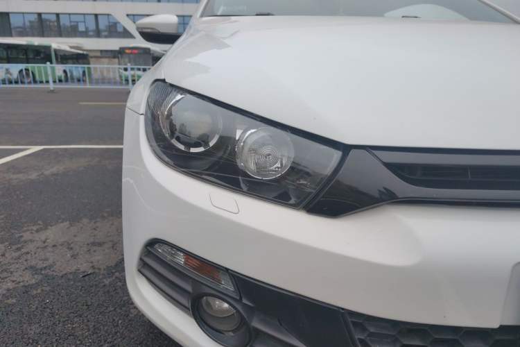 Used Volkswagen Scirocco 2013 2.0 TSI Million-Mile Edition Right Front Headlight