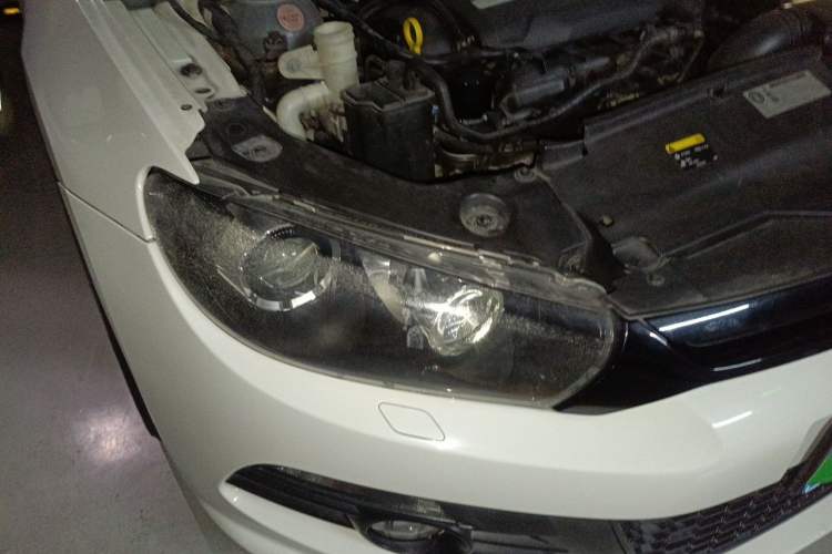 Used Volkswagen Scirocco  Right Front Headlight