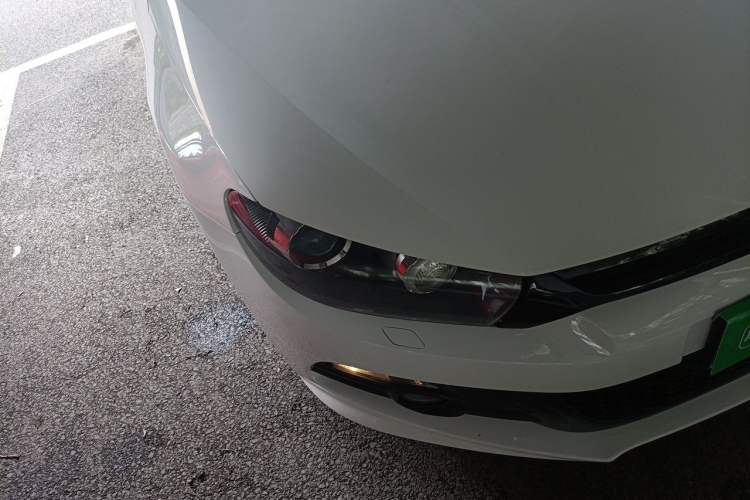 Used Volkswagen Scirocco 2013 2.0 TSI Million-Mile Edition Right Front Headlight