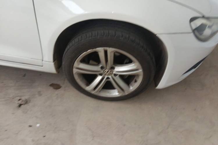 Used Volkswagen Scirocco 2013 1.4TSI GTS Right Front Wheel Hub