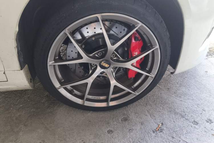 Used Volkswagen Scirocco 2013 2.0 TSI GTS Right Front Wheel Hub