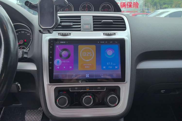Used Volkswagen Scirocco 2014 1.4 TSI Competition Edition Audio And AC Panel