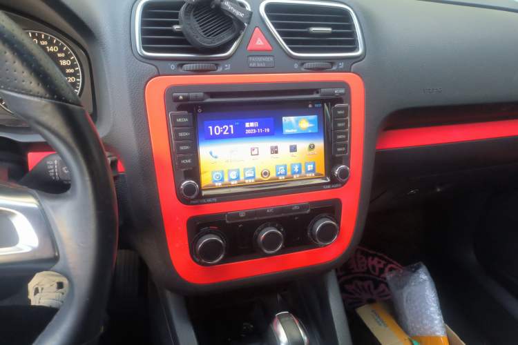 Used Volkswagen Scirocco 2014 1.4 TSI Competition Edition Audio And AC Panel