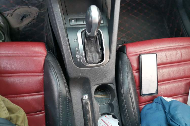 Used Volkswagen Scirocco 2014 1.4 TSI Competition Edition Gear Lever