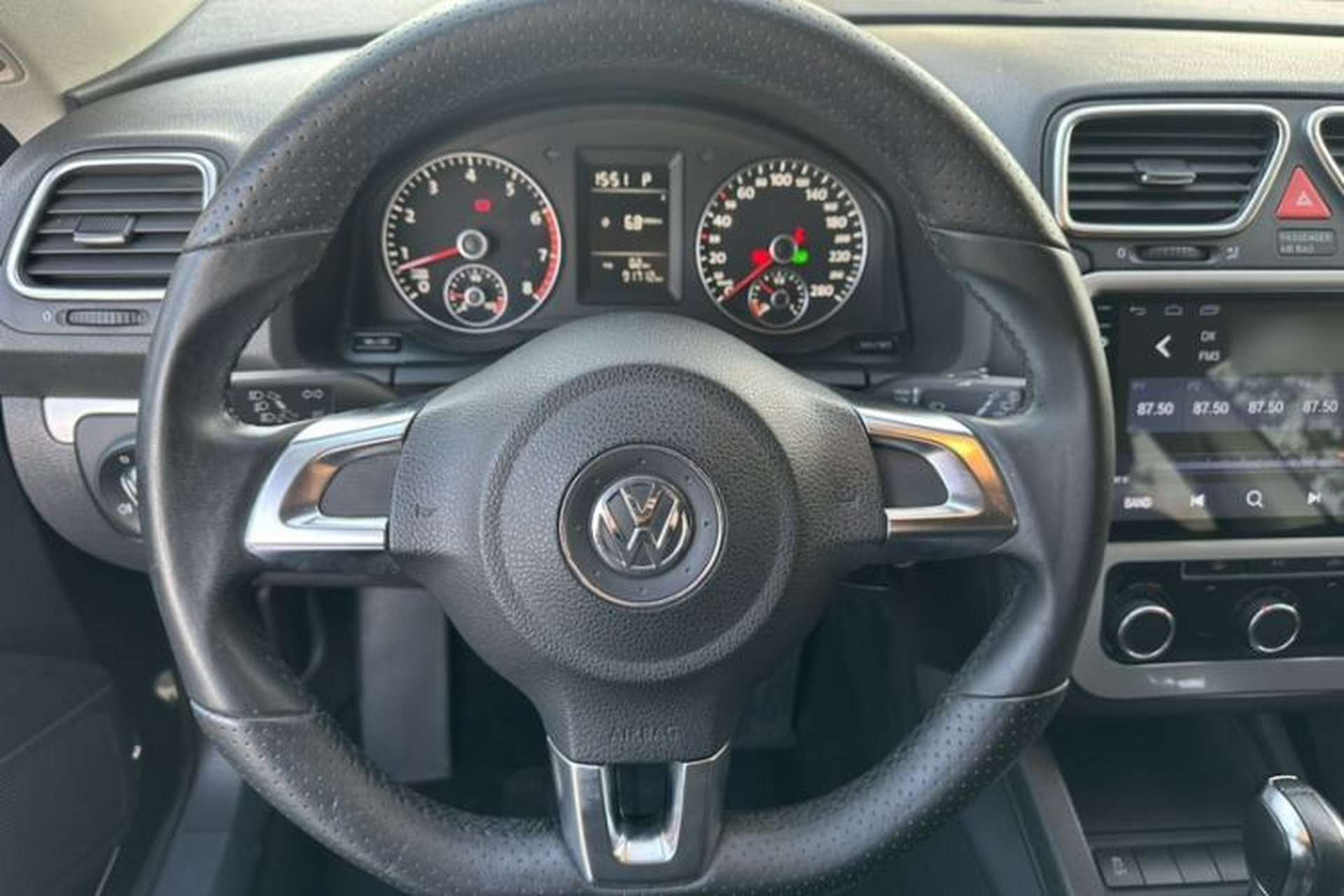Used Volkswagen Scirocco 2014 1.4 TSI Competition Edition Interior 7