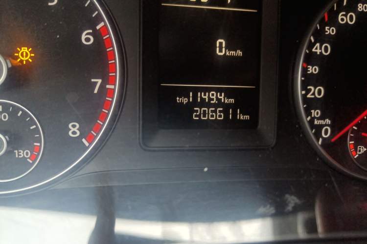 Used Volkswagen Scirocco 2014 1.4 TSI Competition Edition Odometer Close Up