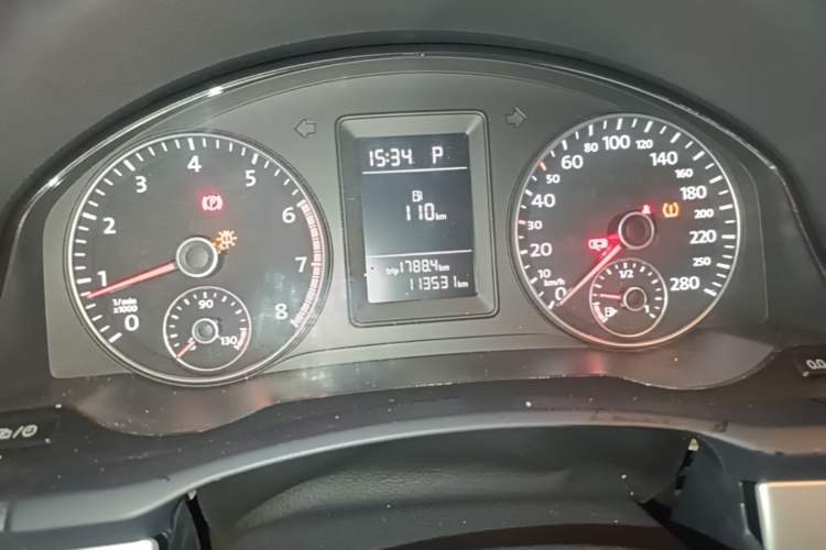 Used Volkswagen Scirocco 2014 1.4 TSI Competition Edition Odometer Close Up