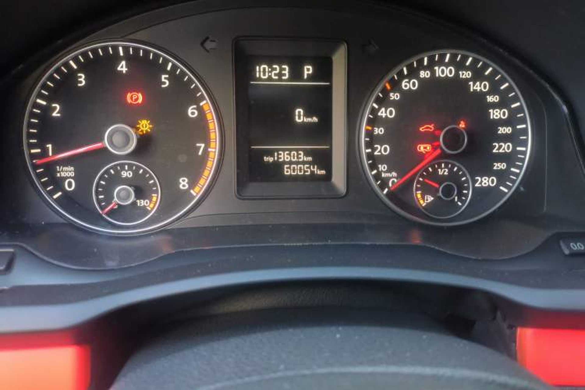 Used Volkswagen Scirocco 2014 1.4 TSI Competition Edition Odometer Close Up