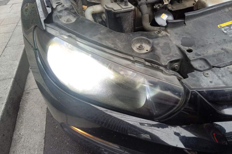 Used Volkswagen Scirocco 2014 1.4 TSI Competition Edition Right Front Headlight