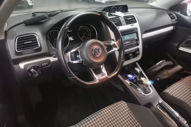 Used Volkswagen Scirocco 2014 1.4 TSI Competition Edition Center Console