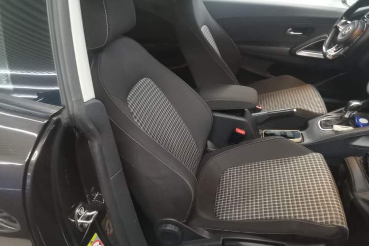 Used Volkswagen Scirocco 2014 1.4 TSI Competition Edition Right Front Seat