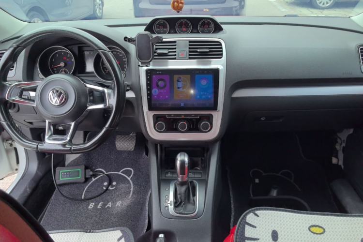 Used Volkswagen Scirocco 2014 1.4 TSI Competition Edition Center Console