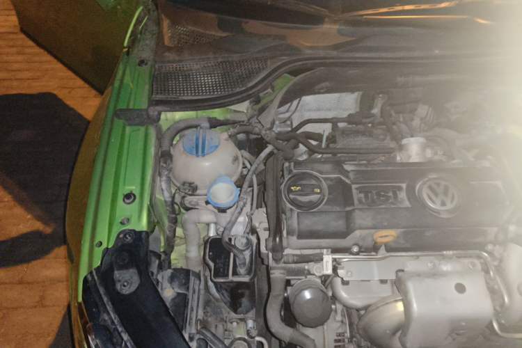 Used Volkswagen Scirocco 2014 1.4 TSI Competition Edition Engine Bay Right