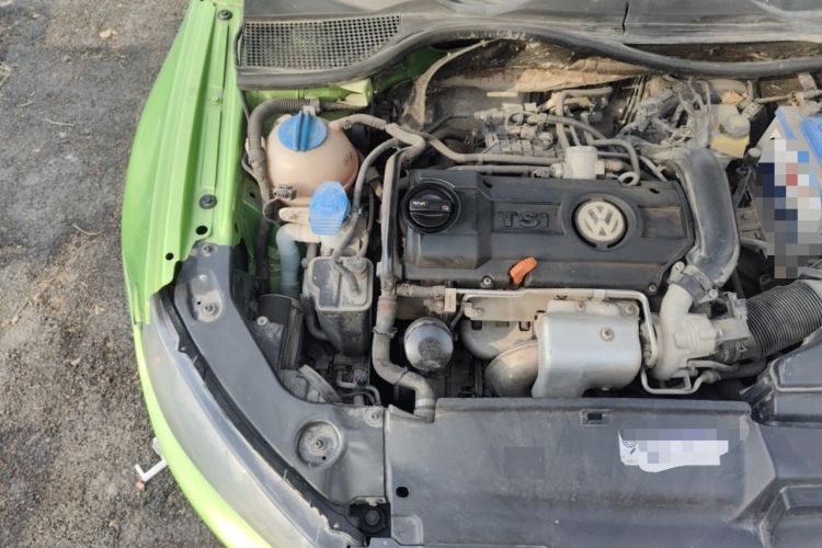 Used Volkswagen Scirocco 2014 1.4 TSI Competition Edition Engine Bay Right