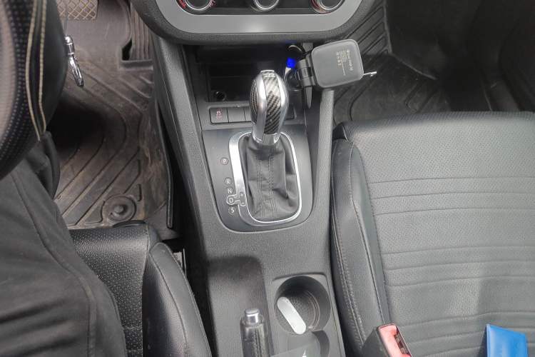 Used Volkswagen Scirocco 2014 1.4 TSI Competition Edition Gear Lever