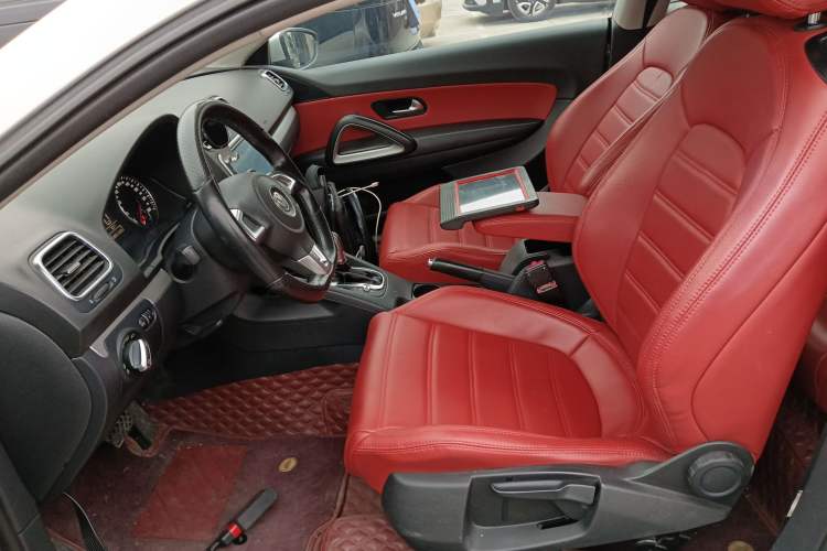 Used Volkswagen Scirocco 2014 1.4 TSI Competition Edition Left Front Seat