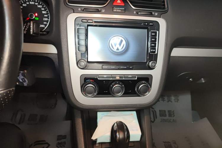 Used Volkswagen Scirocco 2014 1.4 TSI Competition Edition Audio And AC Panel
