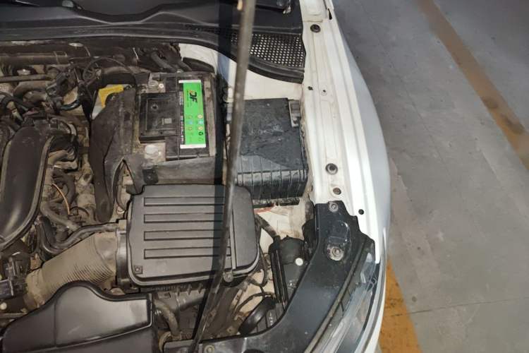 Used Volkswagen Scirocco 2014 1.4 TSI Competition Edition Engine Bay Left