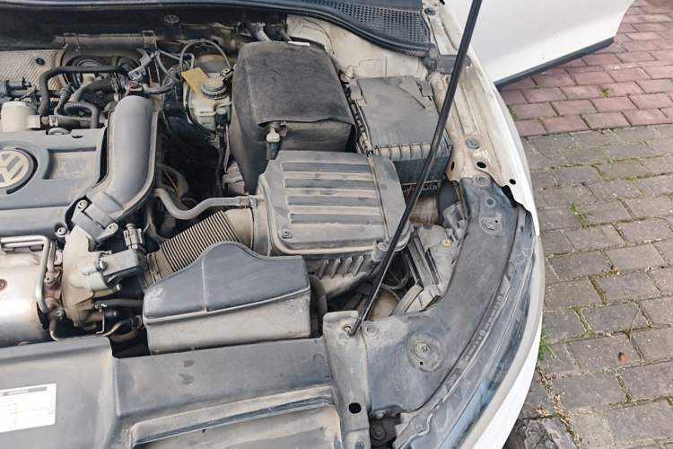 Used Volkswagen Scirocco 2014 1.4 TSI Competition Edition Engine Bay Left