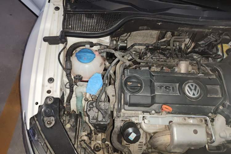 Used Volkswagen Scirocco 2014 1.4 TSI Competition Edition Engine Bay Right