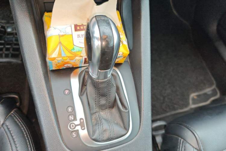 Used Volkswagen Scirocco 2014 1.4 TSI Competition Edition Gear Lever