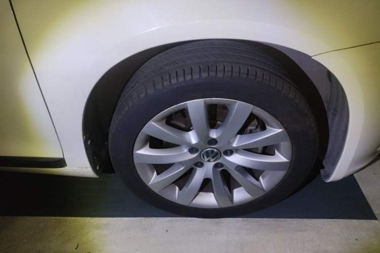Used Volkswagen Scirocco 2014 1.4 TSI Competition Edition Right Front Wheel Hub