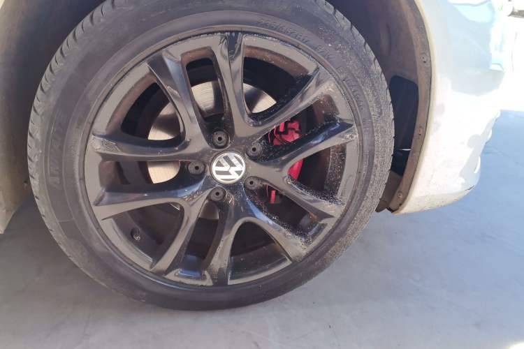 Used Volkswagen Scirocco 2014 1.4 TSI Competition Edition Right Front Wheel Hub