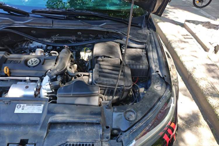 Used Volkswagen Scirocco 2015 1.4TSI Fashion Edition Engine Bay Left