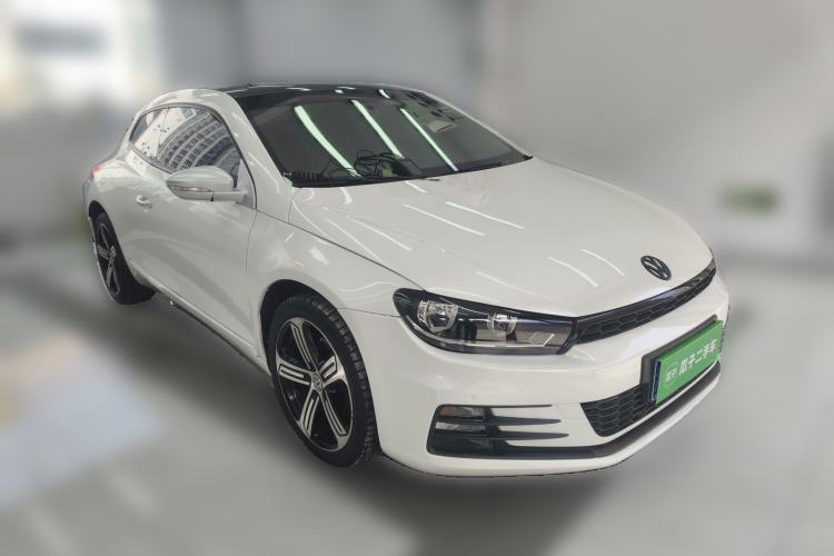 Used Volkswagen Scirocco 2015 1.4TSI Fashion Edition Front Right 45 Deg