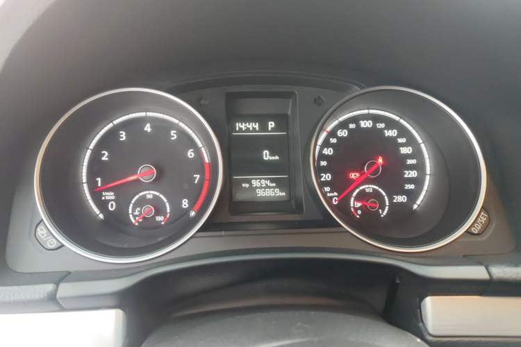 Used Volkswagen Scirocco 2015 1.4TSI Fashion Edition Instrument Cluster