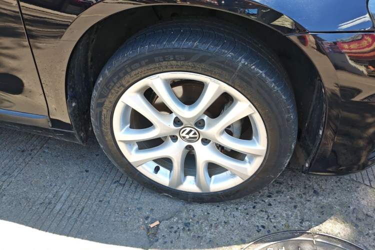 Used Volkswagen Scirocco 2015 1.4TSI Fashion Edition Right Front Wheel Hub
