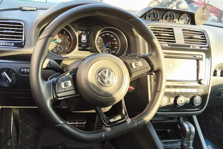 Used Volkswagen Scirocco 2015 R 2.0TSI Steering Wheel