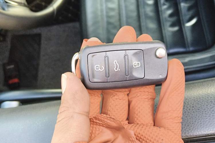 Used Volkswagen Scirocco 2015 R 2.0TSI Vehicle Key