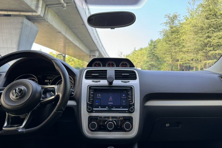 Used Volkswagen Scirocco 2015 1.4TSI Fashion Edition Audio And AC Panel