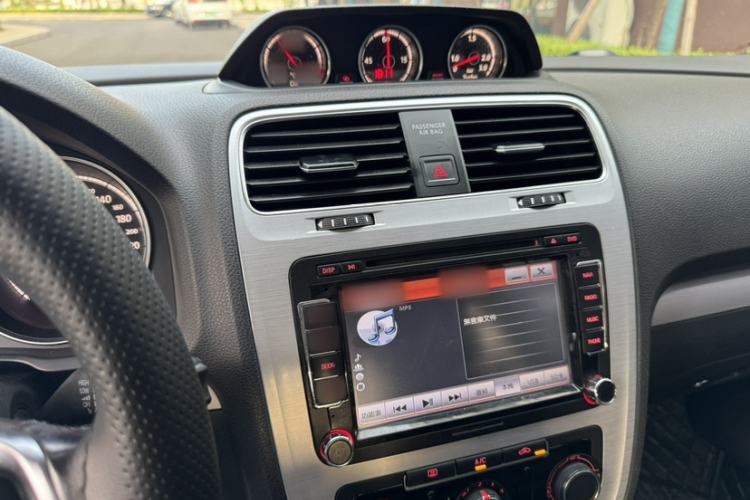 Used Volkswagen Scirocco 2015 1.4TSI Fashion Edition Audio And AC Panel