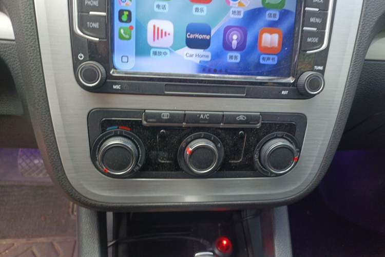 Used Volkswagen Scirocco 2015 1.4TSI Fashion Edition Audio And AC Panel