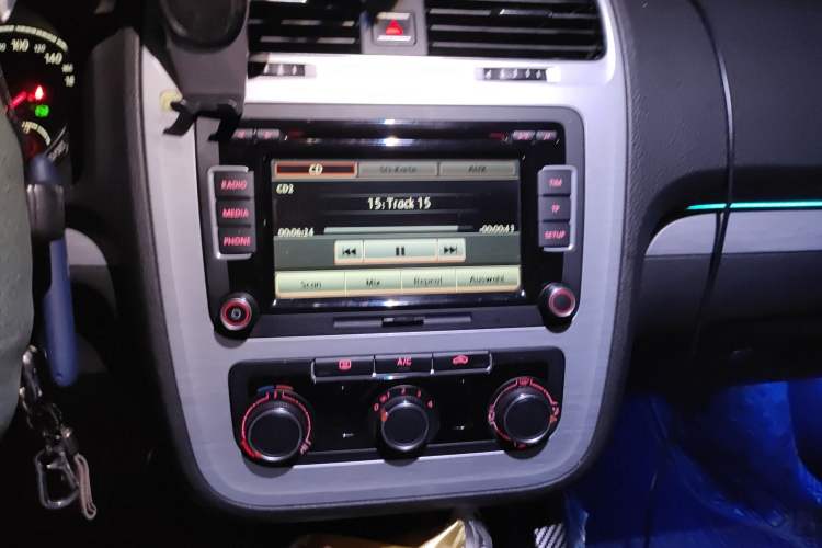 Used Volkswagen Scirocco 2015 1.4TSI Comfort Edition Audio And AC Panel