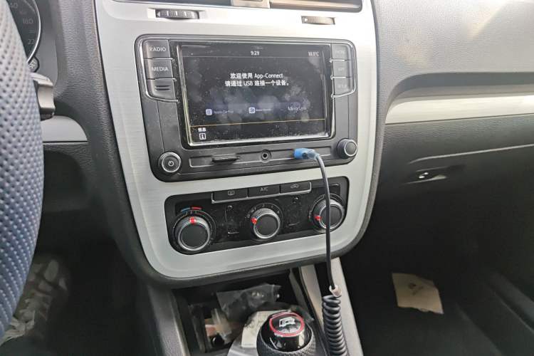 Used Volkswagen Scirocco 2015 1.4TSI Fashion Edition Audio And AC Panel
