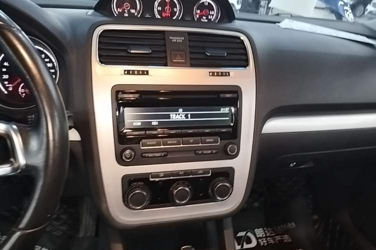 Used Volkswagen Scirocco 2015 1.4TSI Fashion Edition Audio And AC Panel
