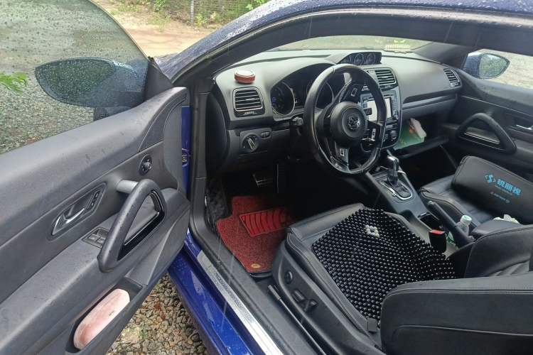 Used Volkswagen Scirocco 2015 R 2.0TSI Driver Seat