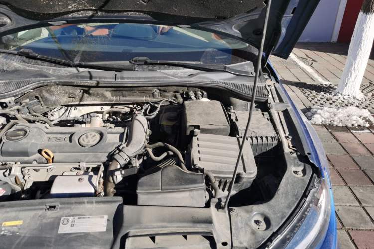 Used Volkswagen Scirocco 2015 1.4TSI Fashion Edition Engine Bay Left